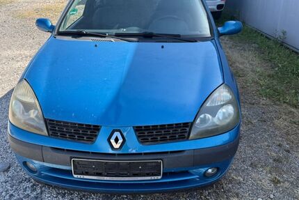 Renault Clio 169.500 km 890 &euro; WITTLICH 54516