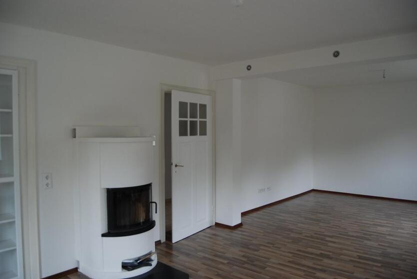 2 - Zimmer Singel Wohnung PAN, Gartennutzung, Carportstellplatz