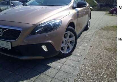 Volvo V40 83.920 km 11.989 &euro; Bernau 83233