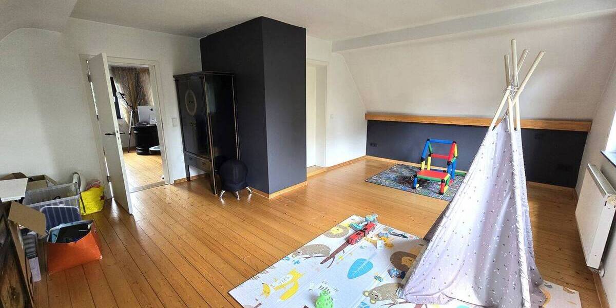 Einfamilienhaus Eschwege - 5 Zimmer, 200 m&sup2;, 770.000&euro; | Angebot:25735921