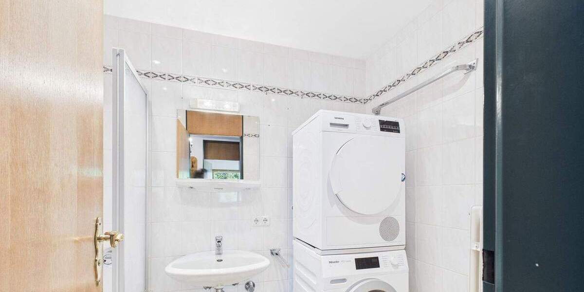 Etagenwohnung Bad Wiessee - 3 Zimmer, 75 m&sup2;, 1.200&euro; | Angebot:25537674