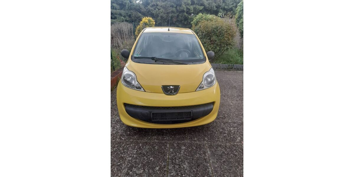 Peugeot 107 110.000 km 1.400 &euro; Seelze 30926