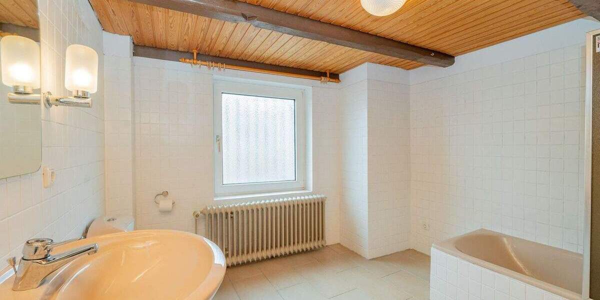 Mehrfamilienhaus, Wohnhaus Drochtersen Assel - 1 Zimmer, 368 m&sup2;, 169.000&euro; | Angebot:24711280
