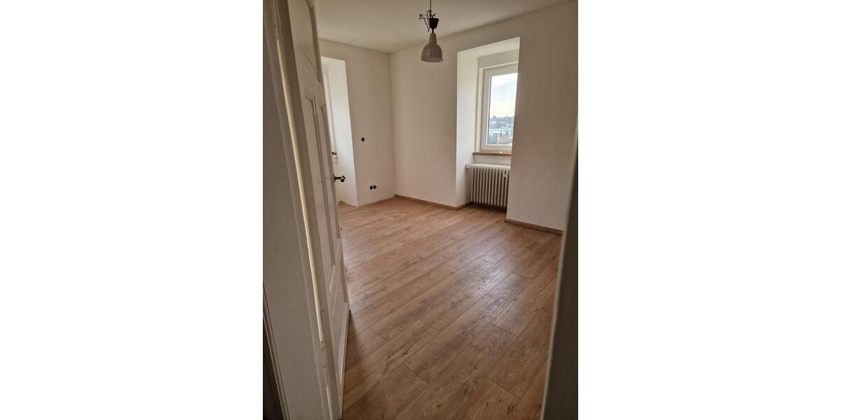 100 m² 4ZKB - Erstbezug nach Kernsanierung direkt in Schotten 4 zimmer