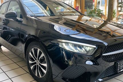 Mercedes-Benz A 200 33.178 km 27.500 &euro; Großefehn 26629