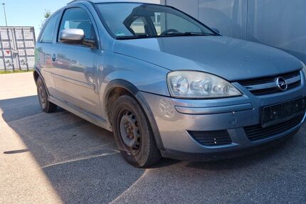 Opel Corsa 180.000 km 650 &euro; Breitenbrunn 87739