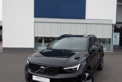 Volvo XC40 4.000 km 35.900 &euro; Hannover 30179