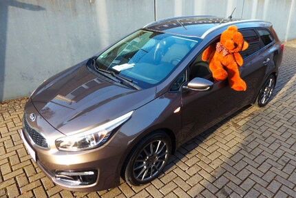 Kia ceed Sportswagon 50.700 km 10.703 &euro; Kreuztal-Krombach 57223