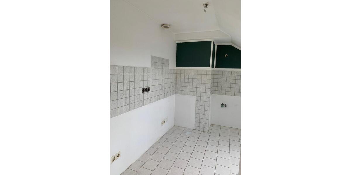 Dachgeschoßwohnung Tönisvorst - 2 Zimmer, 74 m&sup2;, 600&euro; | Angebot:26296368