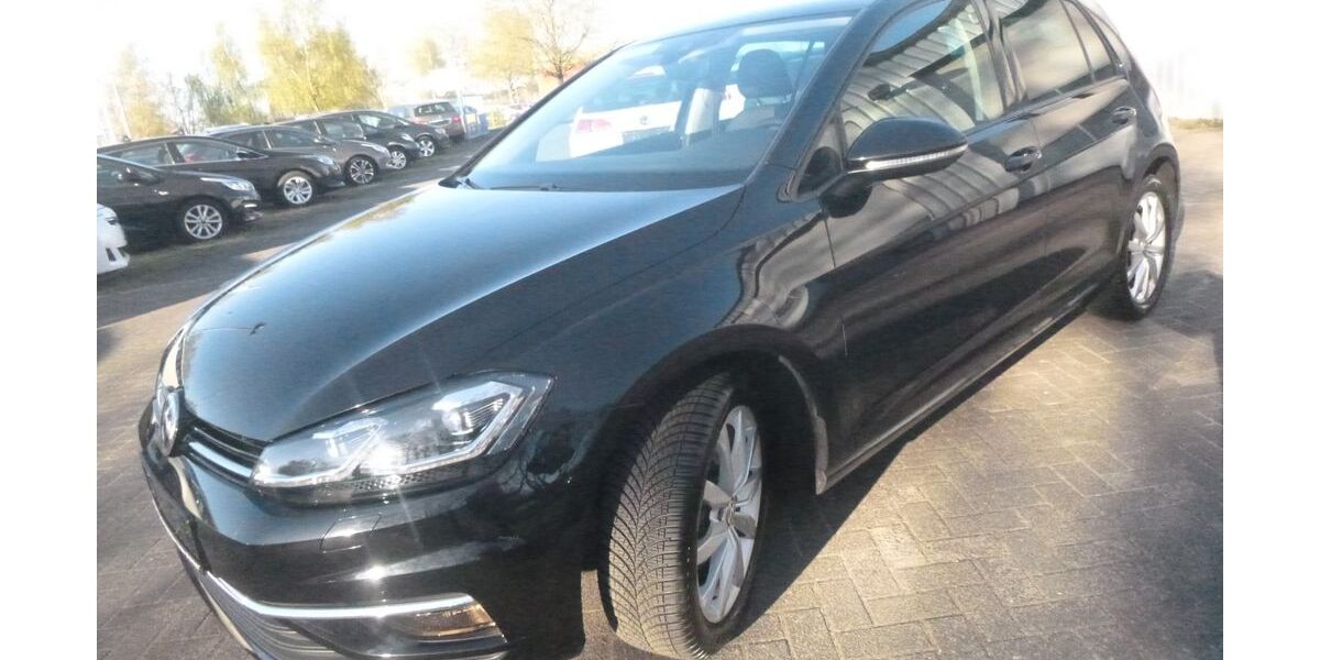 VW Golf 66.905 km 14.699 &euro; Parchim 19370