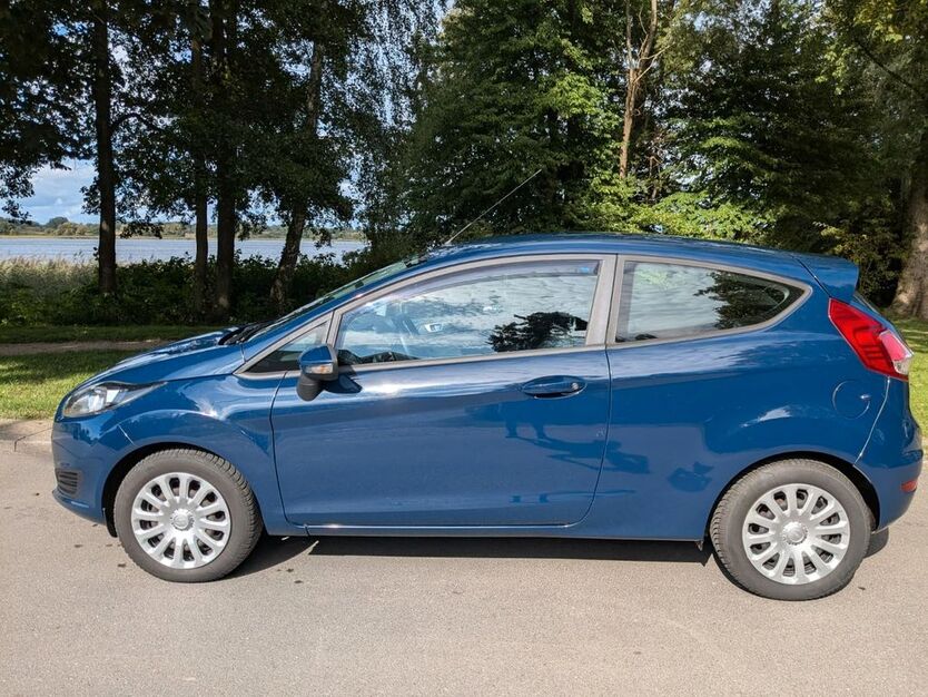 Ford Fiesta 111.300 km 4.100 € Scharbeutz 23684