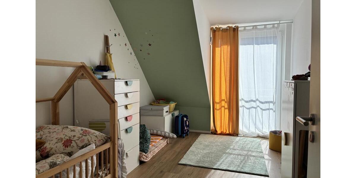 Reihenhaus Hilpoltstein - 5 Zimmer, 125 m&sup2;, 1.600&euro; | Angebot:26147020