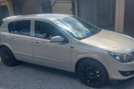Opel Astra 193.000 km 3.599 &euro; Großröhrsdorf 01900