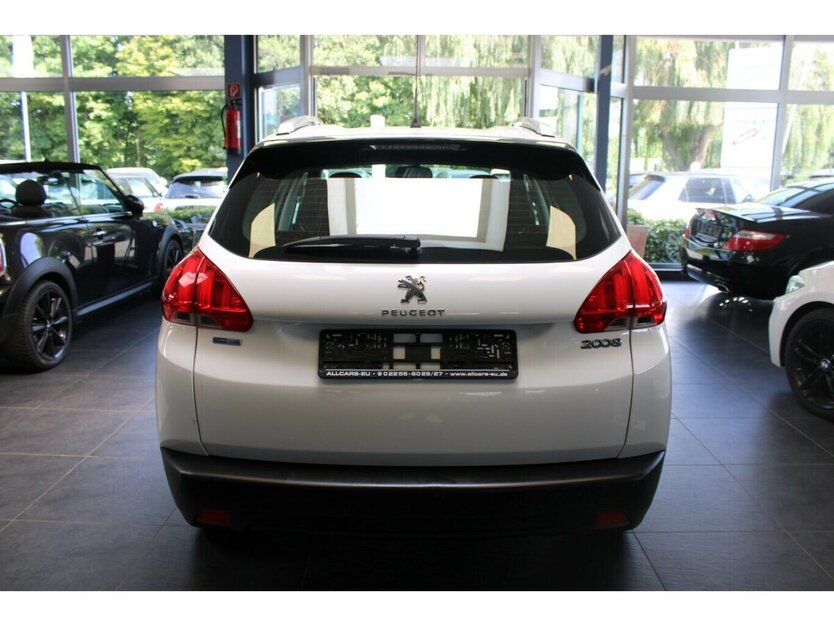 Peugeot 2008 PureTech Active Klima - Shz. 29.998 km 10.780 € Euskirchen 53881