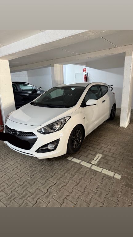 i30