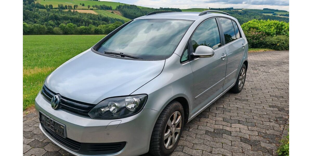 VW Golf Plus 147.000 km 5.300 &euro; Winterberg 59955