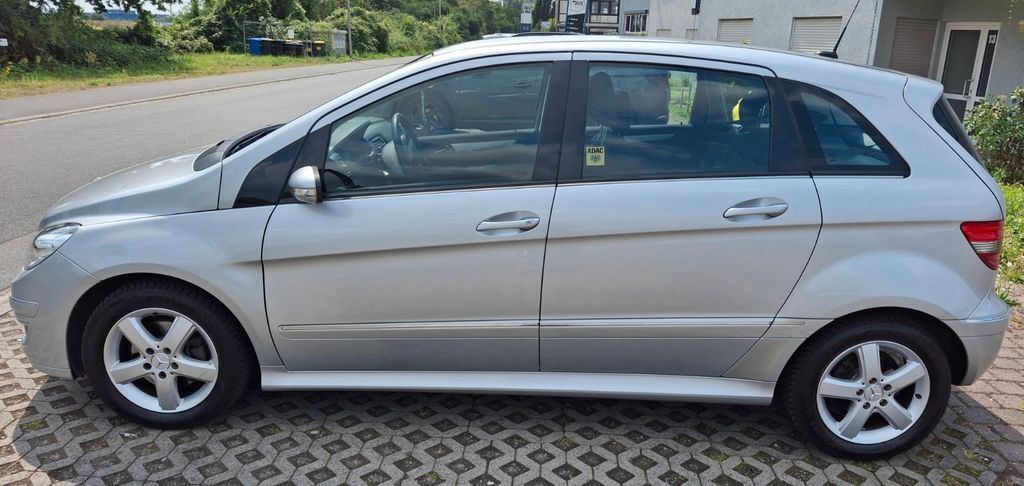 Mercedes-Benz B 200 138.500 km 3.000 &euro; Riedstadt 64560