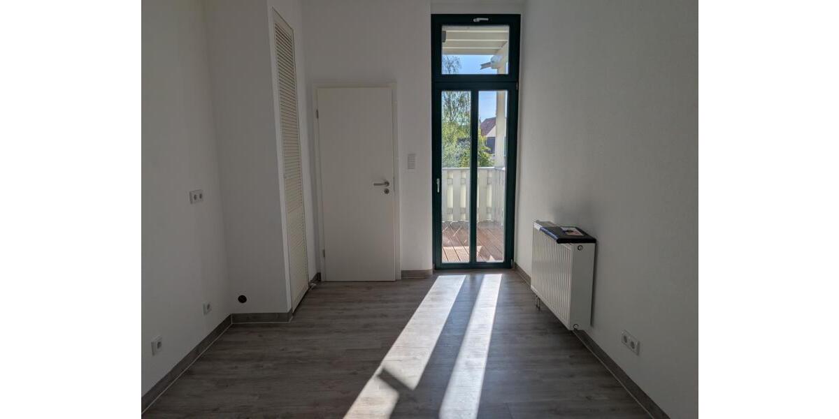 Etagenwohnung Eisleben (Lutherstadt) - 3 Zimmer, 65 m&sup2;, 420&euro; | Angebot:25865851