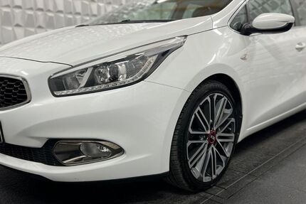 Kia ceed Sportswagon 168.000 km 4.890 &euro; Werdau 08412