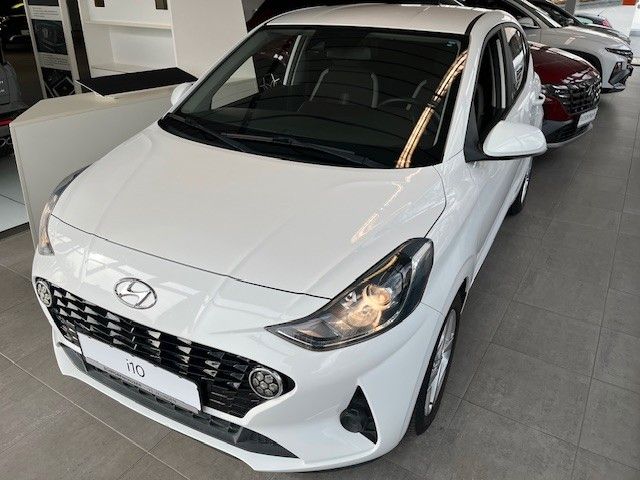 Hyundai i10 32.100 km 13.890 &euro; Villingen-Schwenningen 78048