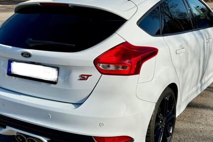 Ford Focus 113.452 km 13.900 &euro; Sonthofen 87527