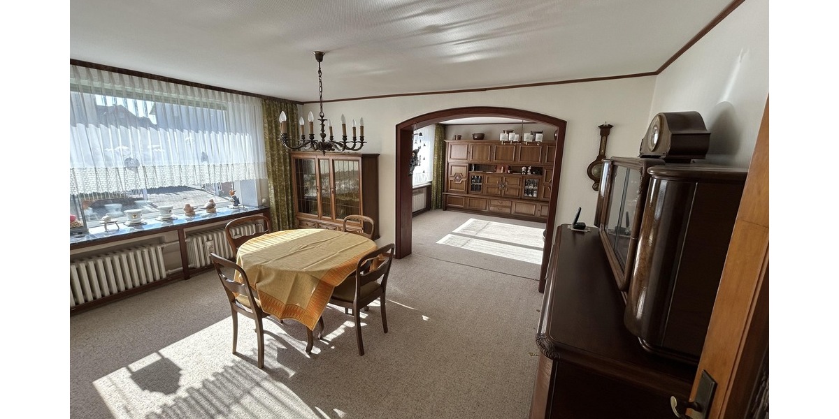 EFH mit viel Platz und Potenzial - Einfamilienhaus Alfeld | Angebot:26177068