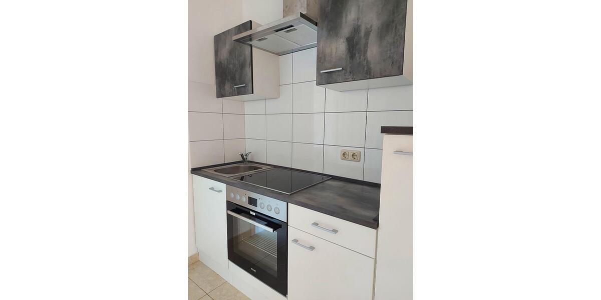 Mehrfamilienhaus, Wohnhaus Schwerin - 12 Zimmer, 234 m&sup2;, 549.600&euro; | Angebot:26976481