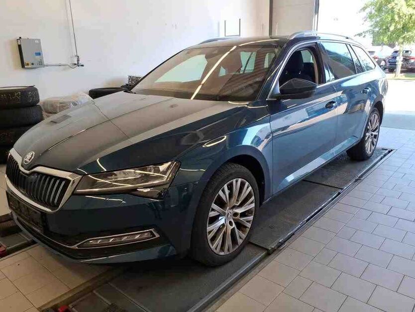 Skoda Superb 57.900 km 26.840 € Wackersdorf 92442