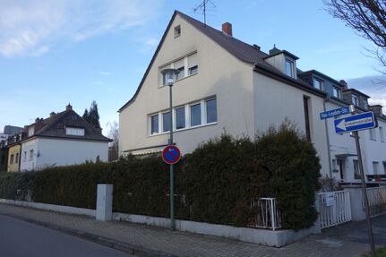 Ludwigshafen Malerviertel - 2-Zimmer-Wohnung mit Wintergarten, Balkon, Garten und Garage.