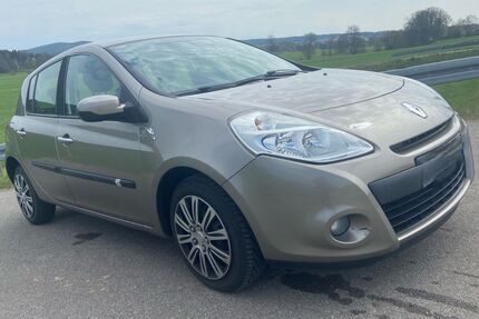 Renault Clio 119.000 km 3.450 &euro; Altendorf 92540