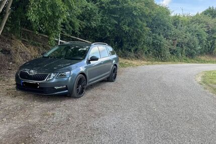 Skoda Octavia 130.000 km 15.999 &euro; Babenhausen 87727