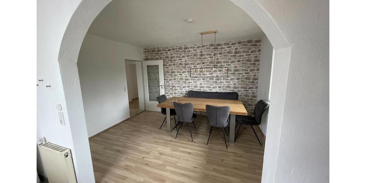 Etagenwohnung Vierkirchen - 4 Zimmer, 110 m&sup2;, 1.420&euro; | Angebot:26396883