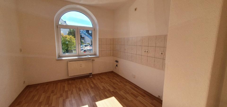 Hochparterre Stollberg (Erzgebirge) - 2 Zimmer, 60 m&sup2;, 360&euro; | Angebot:26098806