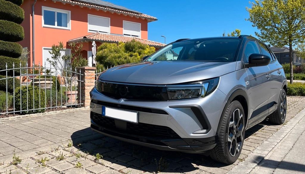 Opel Grandland (X) 36.000 km 19.445 &euro; Königsbrunn 86343