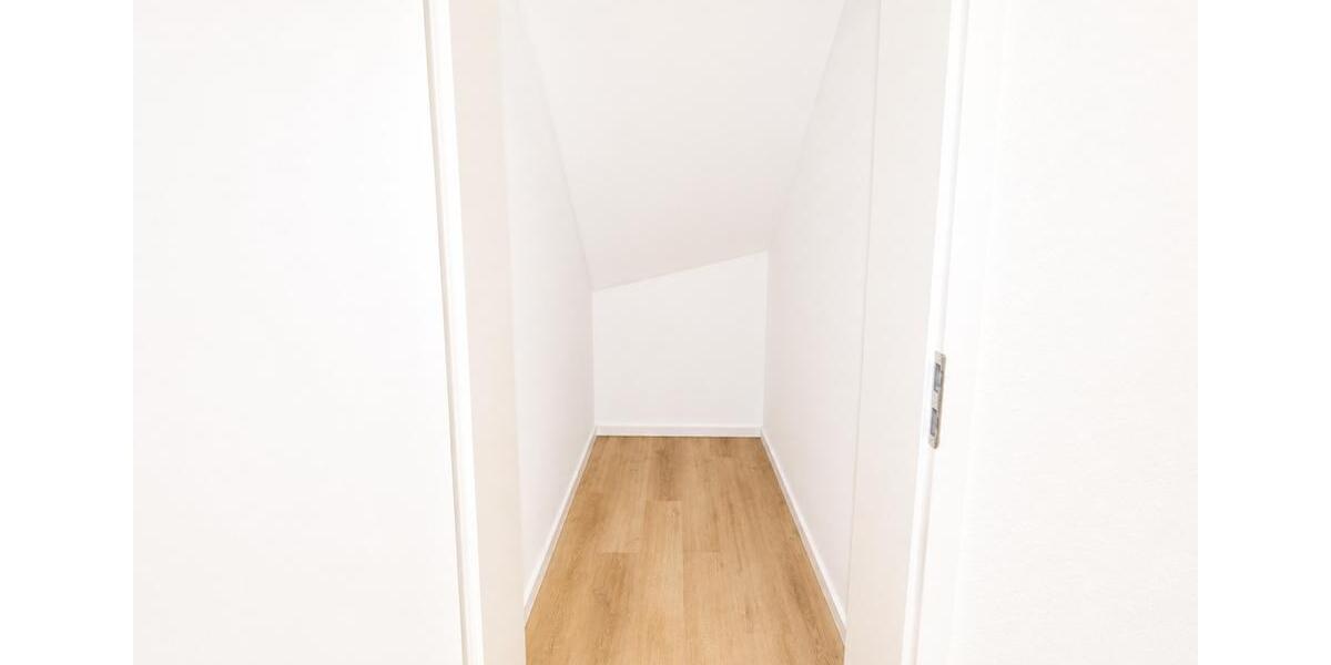 Erdgeschoßwohnung Oldenburg Kreyenbrück - 4 Zimmer, 123 m&sup2;, 1.400&euro; | Angebot:26662376