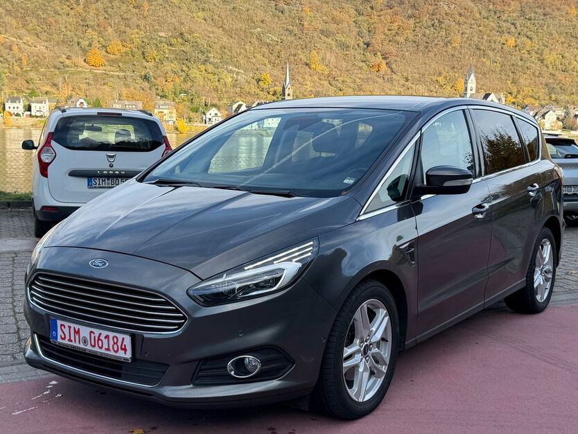 Ford S-Max 141.000 km 14.995 € Boppard 56154