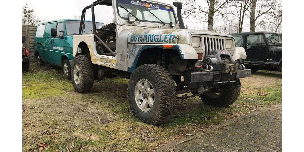Jeep Wrangler 66.000 km 8.998 &euro; Trebbin 14959