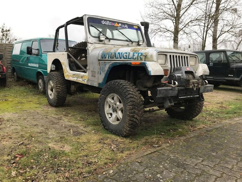 Jeep Wrangler 66.000 km 8.998 € Trebbin 14959