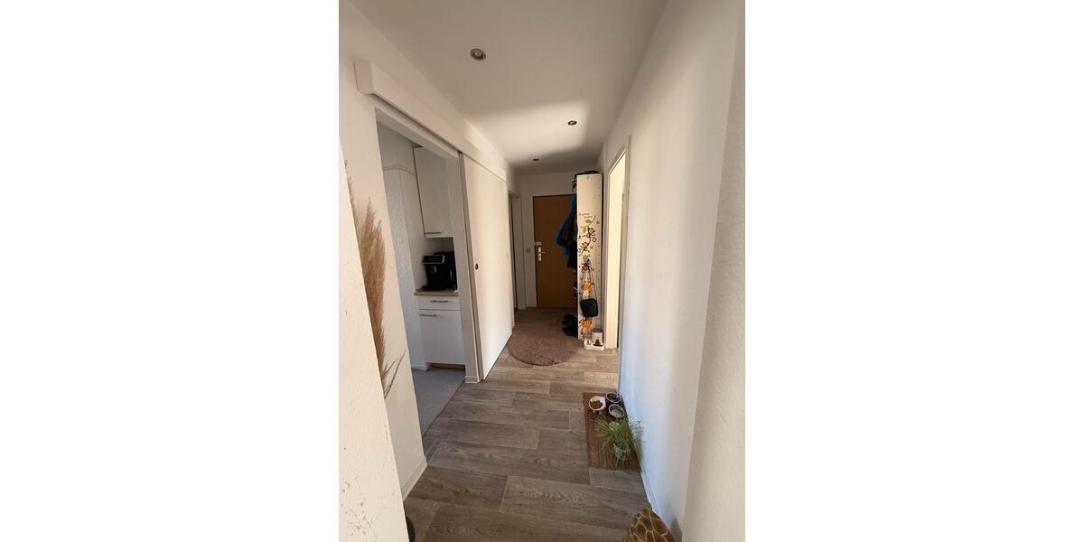 Etagenwohnung Zschopau - 3 Zimmer, 56 m&sup2;, 350&euro; | Angebot:25380125