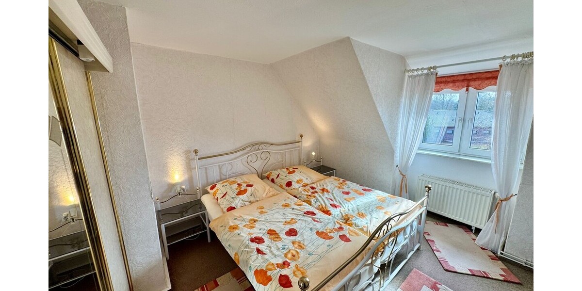 HORN IMMOBILIEN ++ interessantes Haus in Neustrelitz ruhige und historische Lage - Reihenmittelhaus Neustrelitz | Angebot:26199634