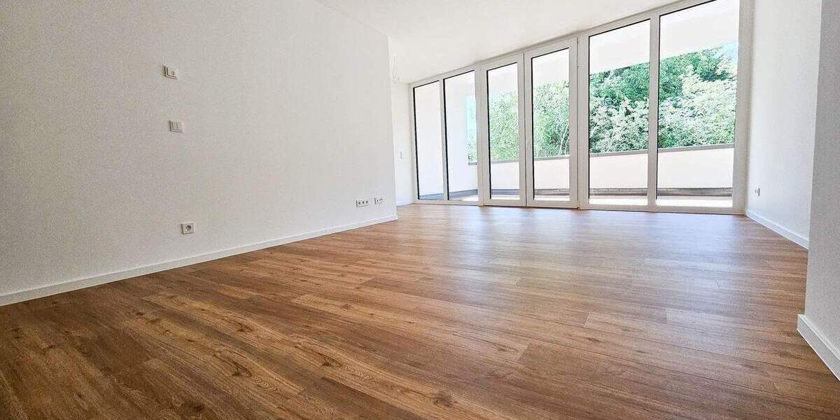 ERSTBEZUG: Großzügige 3-Zimmer-Neubauwohnung mit neuer Einbauküche und 2 sonnigen Balkonen 3 zimmer