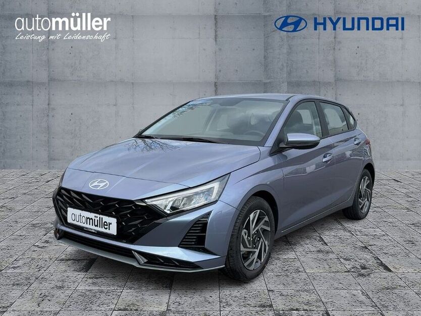 i20