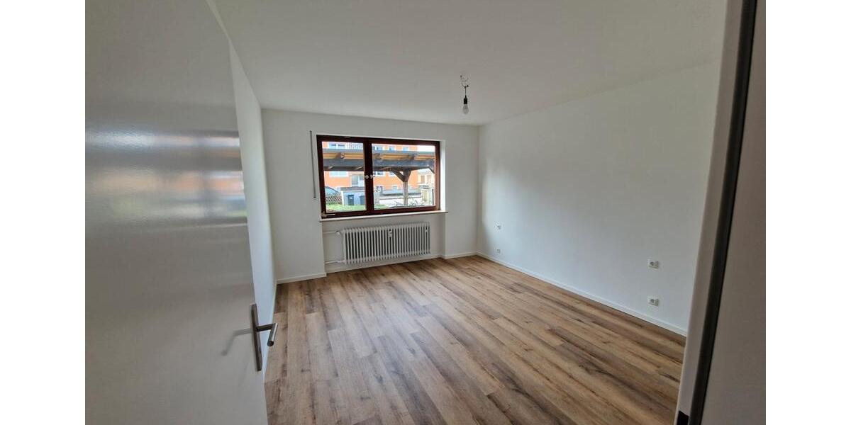 Erdgeschoßwohnung Bruckmühl - 3.5 Zimmer, 95 m&sup2;, 1.450&euro; | Angebot:26226835