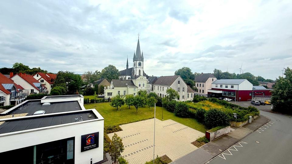 Dachgeschoßwohnung Bad Lippspringe - 3 Zimmer, 76 m&sup2;, 646&euro; | Angebot:26335934