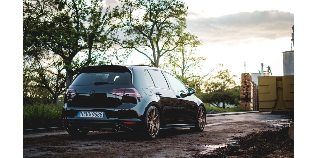 VW Golf 150.000 km 15.500 &euro; Tiefenbronn 75233