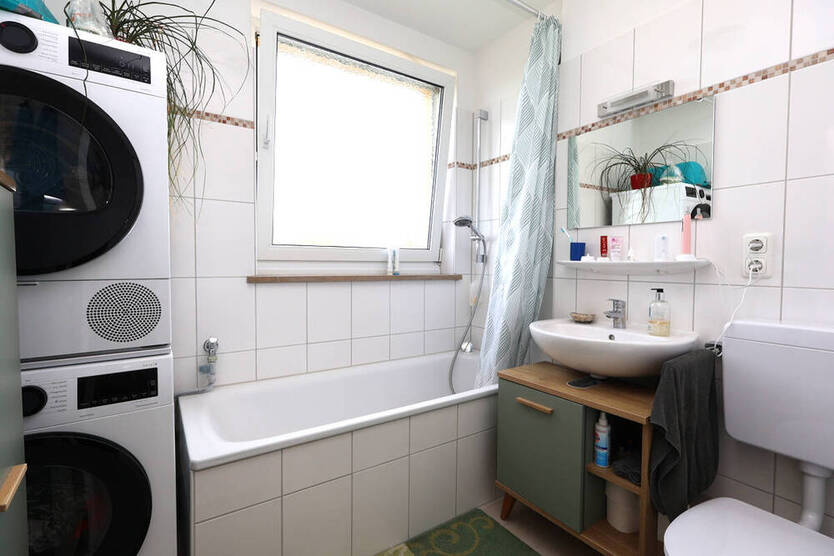 Sonnige 2-Zimmer-Wohnung in ruhiger Lage mit Westloggia