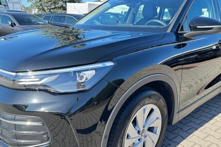 VW Tiguan 33.200 km 29.990 &euro; Nabburg 92507