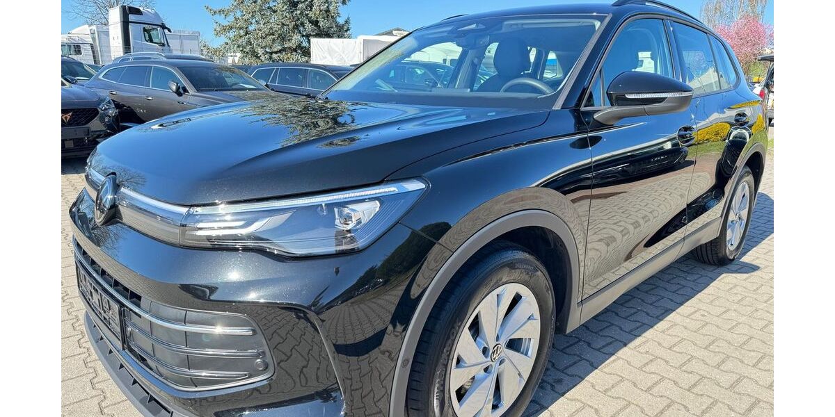 VW Tiguan 33.200 km 29.990 &euro; Nabburg 92507
