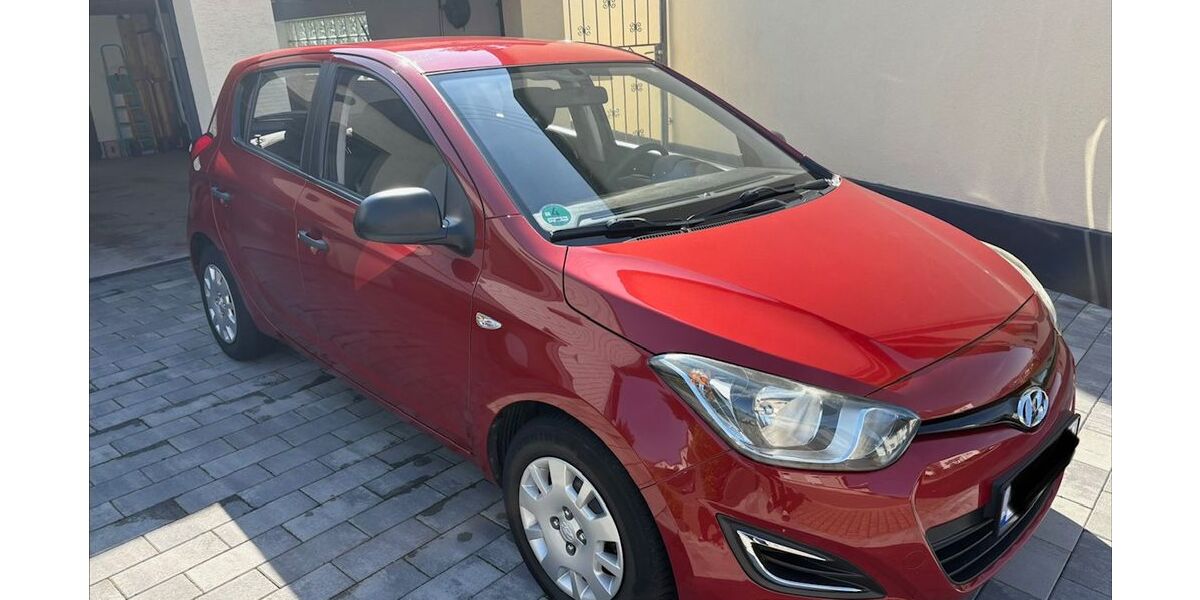Hyundai i20 114.000 km 4.350 &euro; Riegelsberg 66292