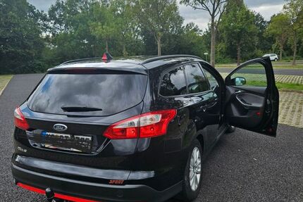 Ford Focus 176.253 km 5.500 &euro; Kassel 34127